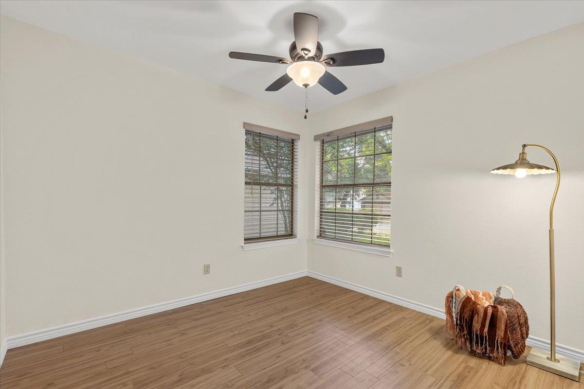 12914 Steeple Chase Dr Property Photo 21