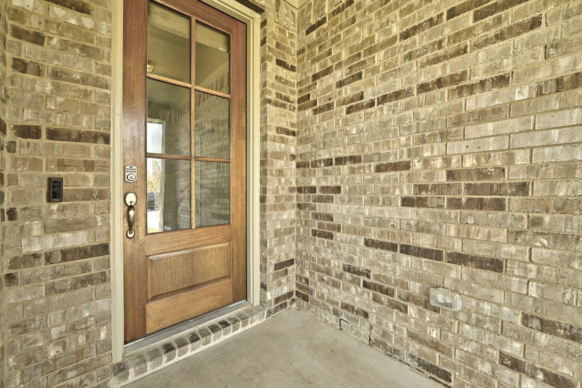 3717 Fieldfare Dr Property Photo 3