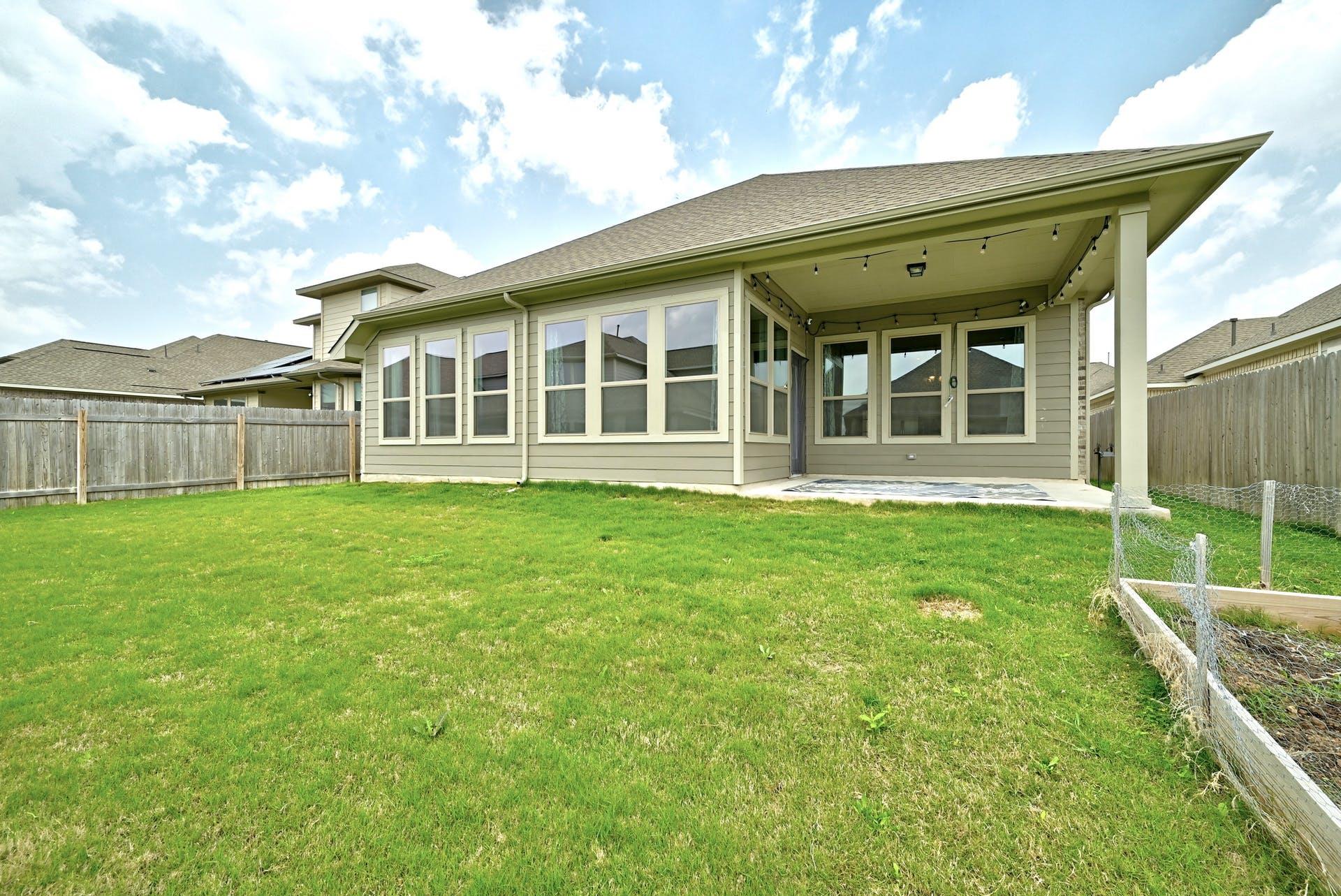 3717 Fieldfare Dr Property Photo 26
