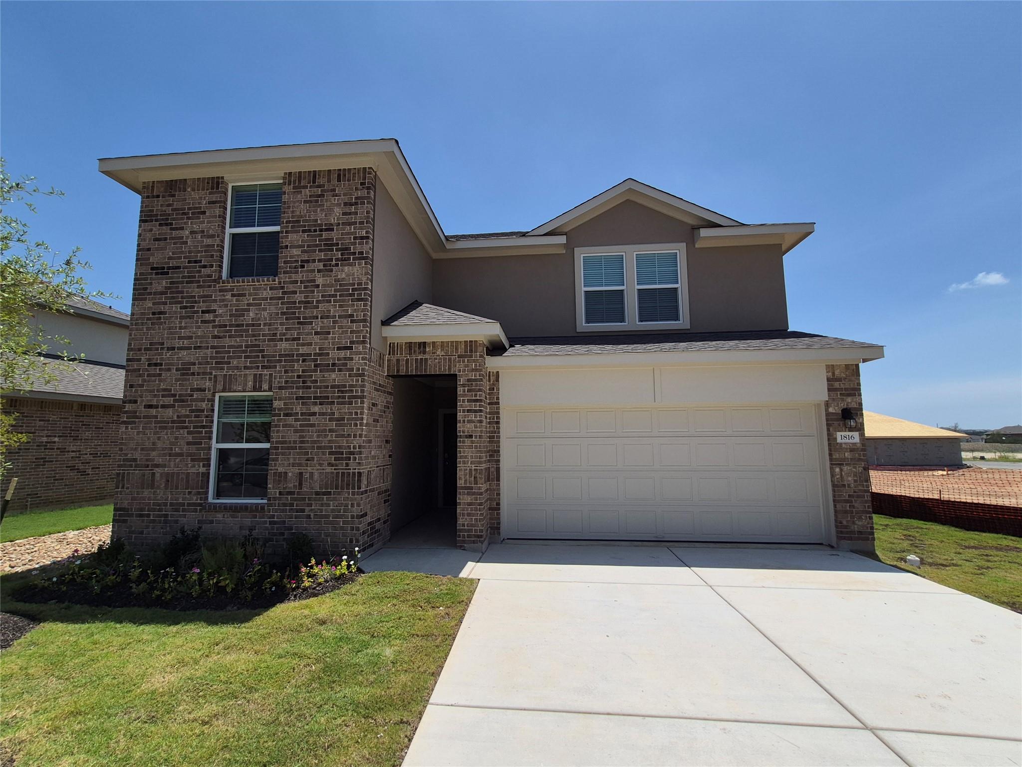 1816 Dandy Brush Dr Property Photo 1
