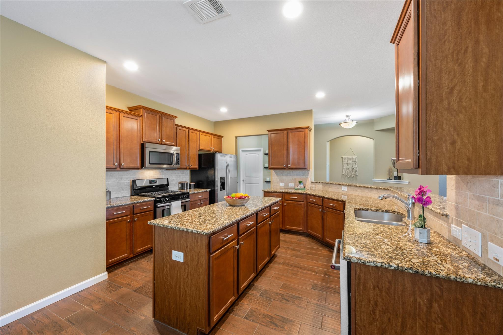708 Marc Taylor Dr Property Photo 14