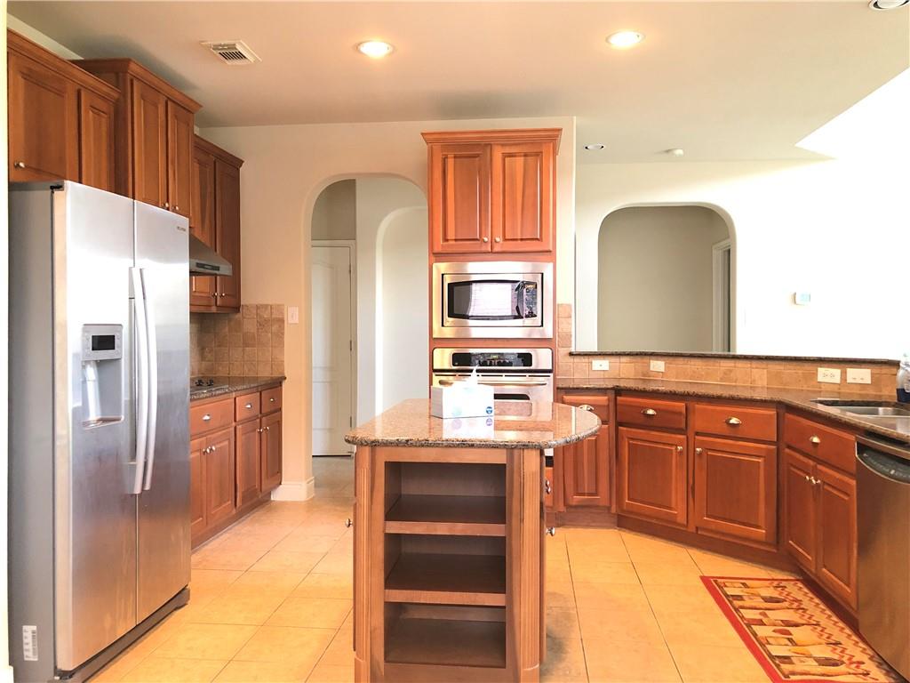 2684 Salorn Way Property Photo 4