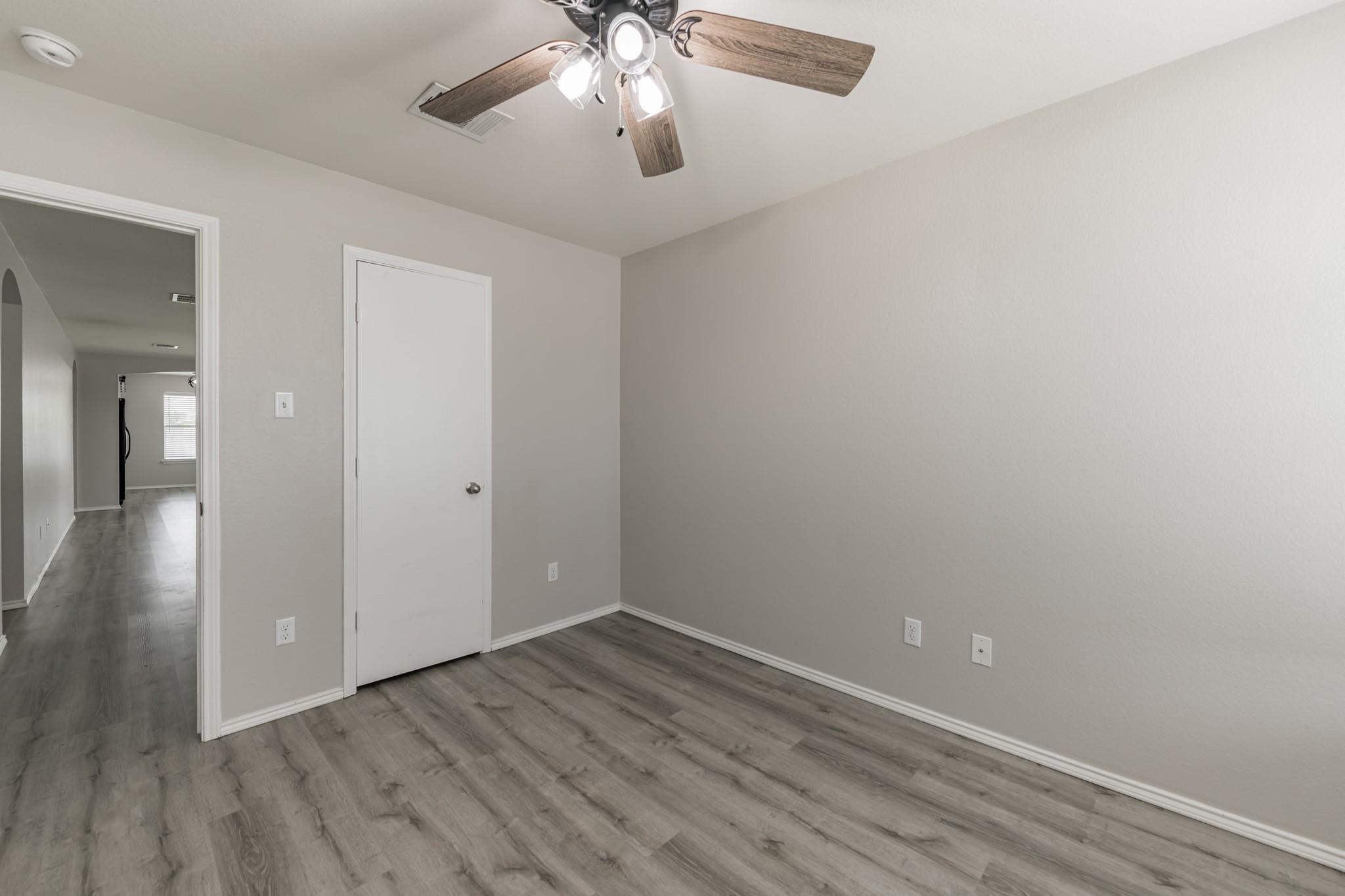 105 Pullman Place Blvd Property Photo 24