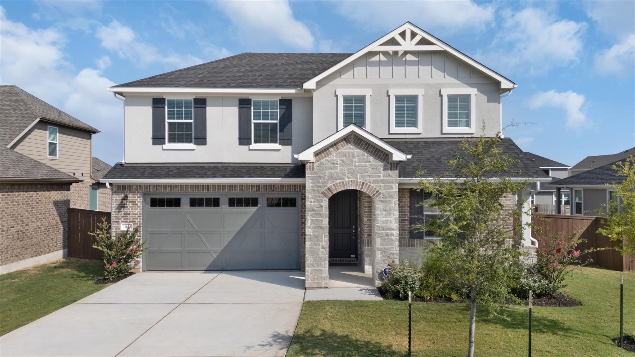 112 Jasmine Ln Property Photo 1