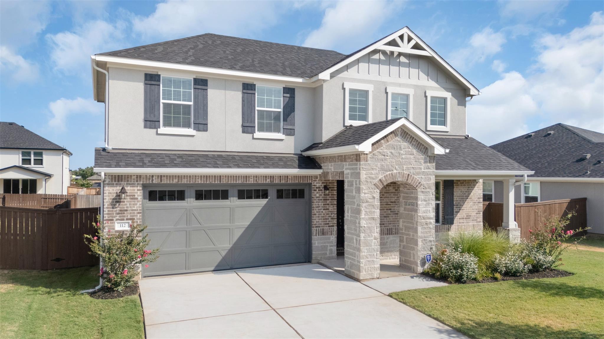 112 Jasmine Ln Property Photo 2