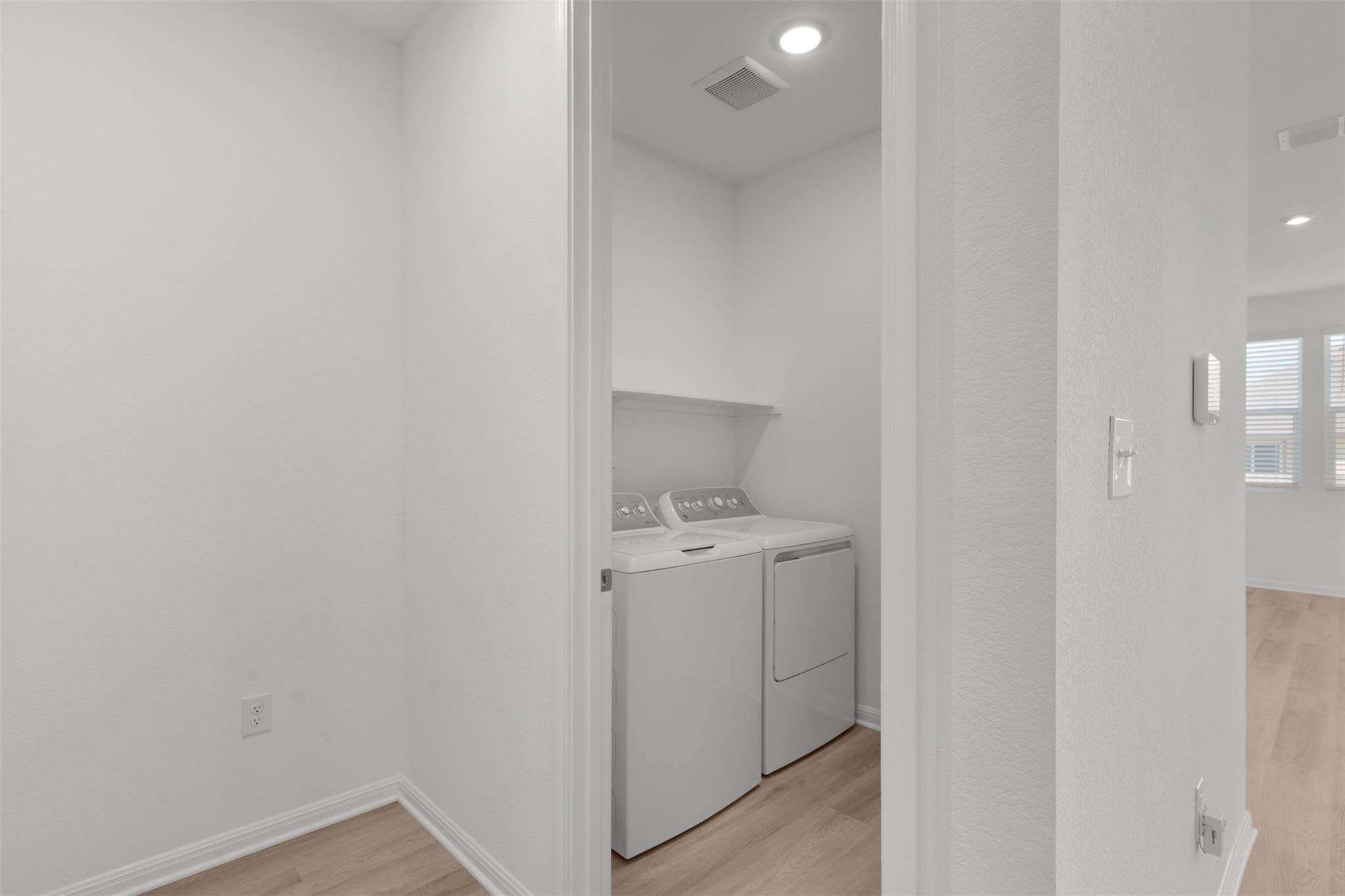 112 Jasmine Ln Property Photo 6