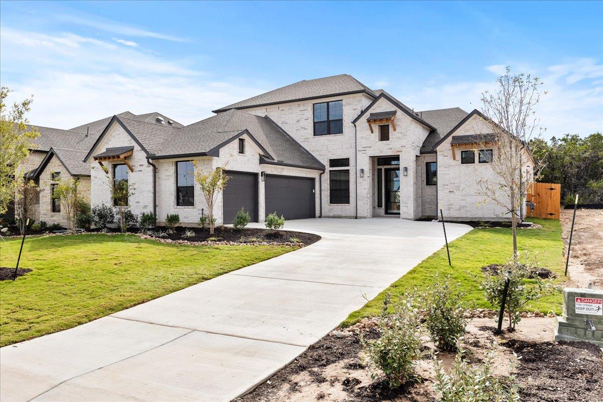 19105 Hopper Ln Property Photo 1