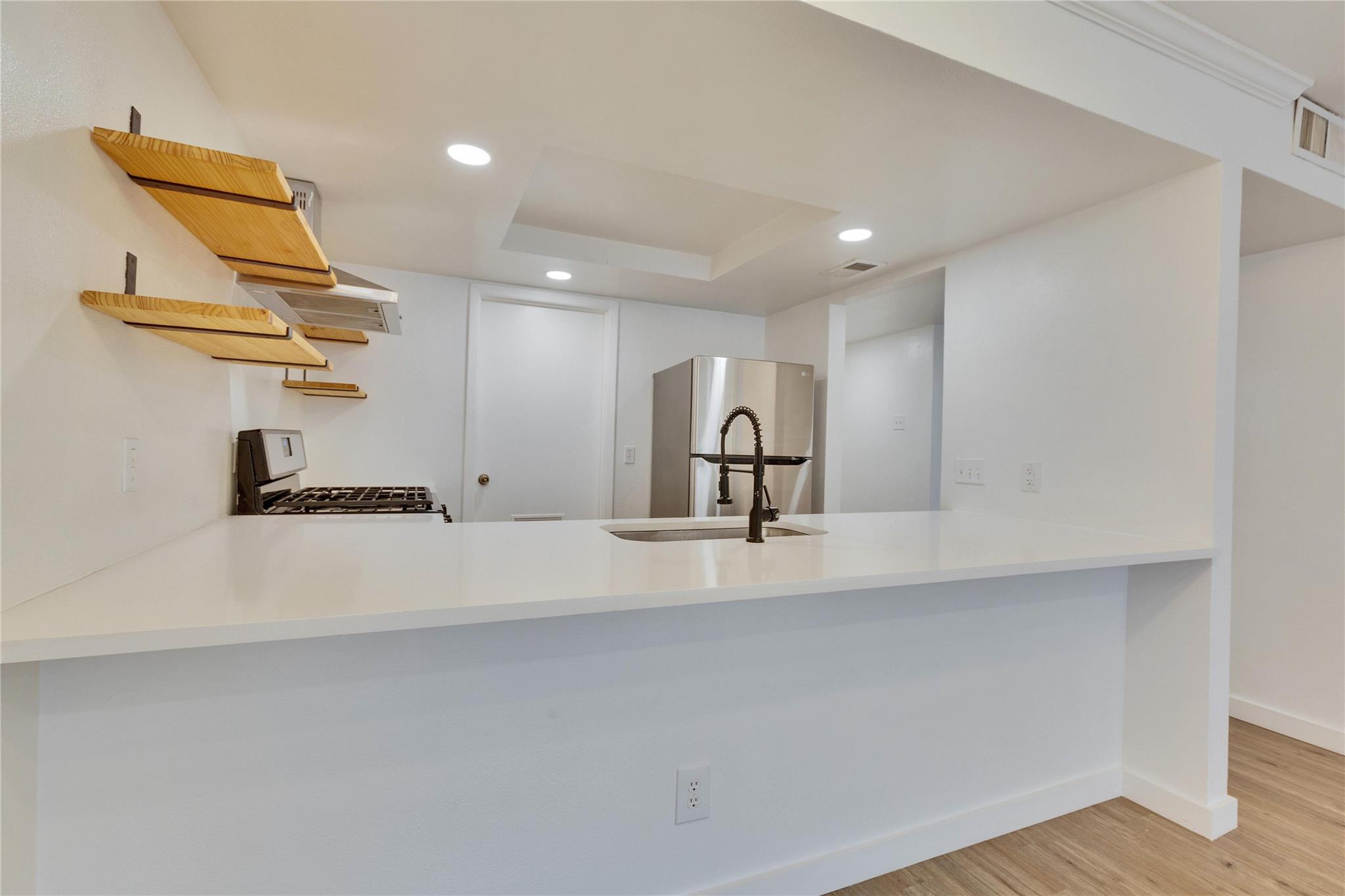 6910 Lovely Ln Property Photo 8