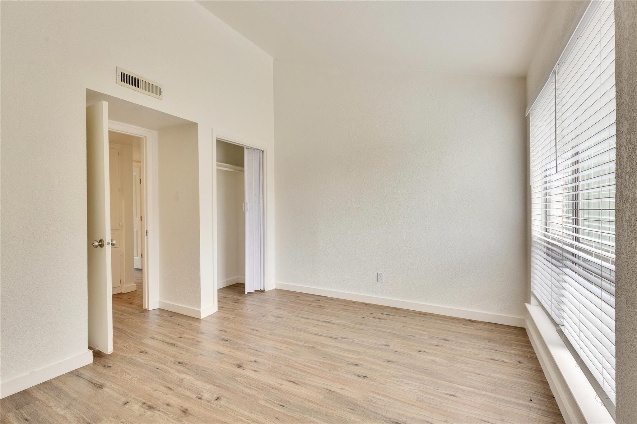 6910 Lovely Ln Property Photo 11