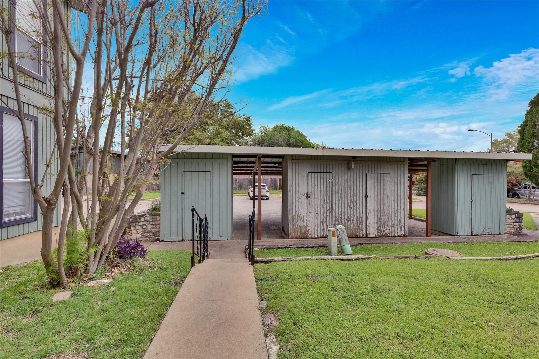 6910 Lovely Ln Property Photo 22