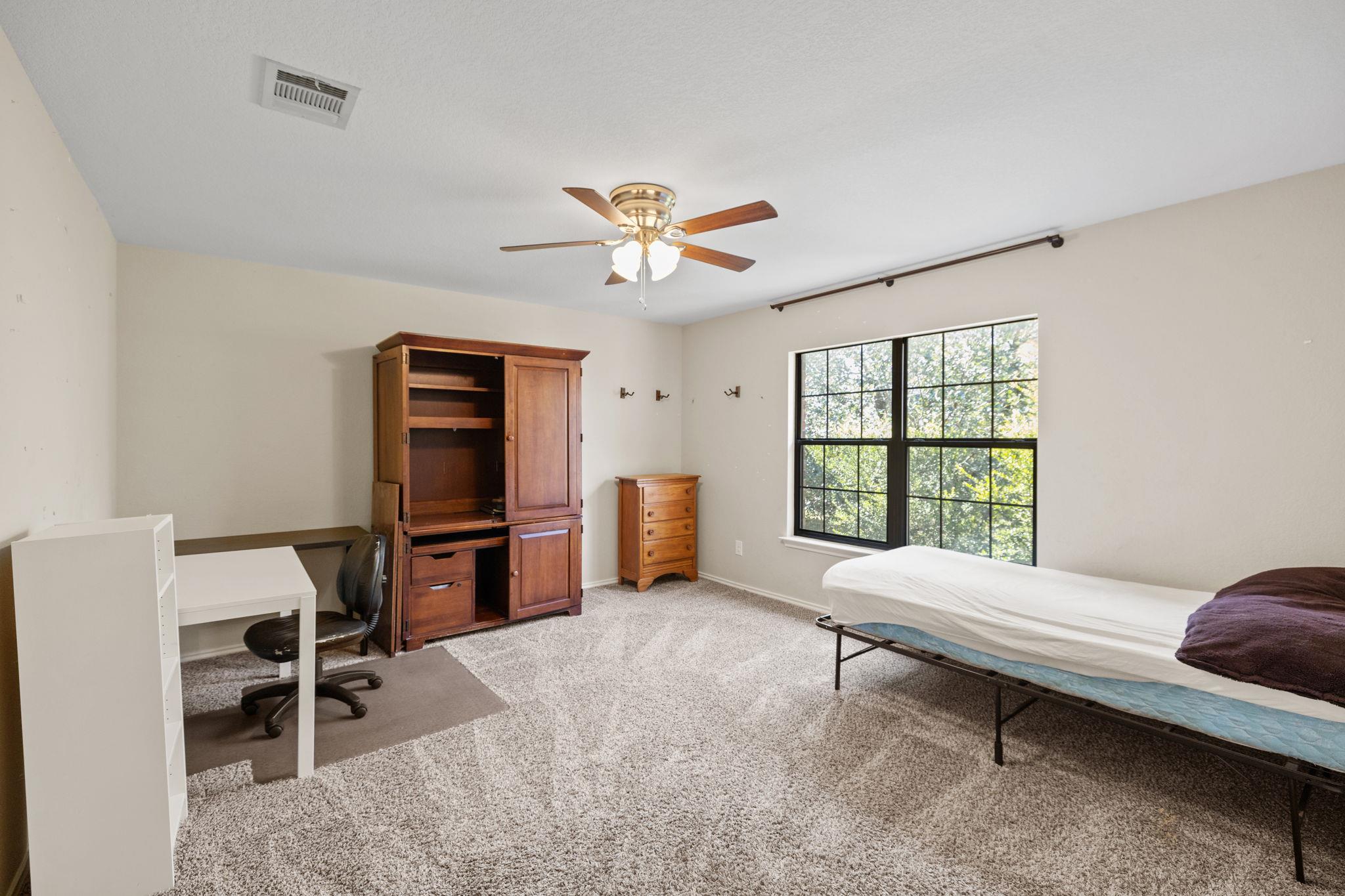 1209 Faber Dr Property Photo 16