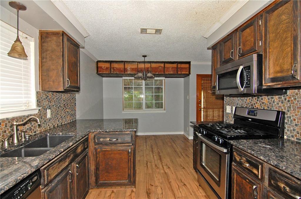 10215 Missel Thrush Dr Property Photo 11