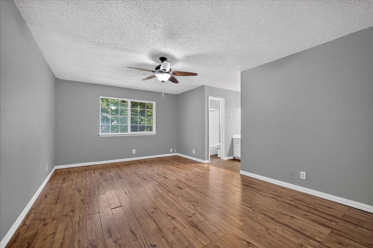 10215 Missel Thrush Dr Property Photo 23