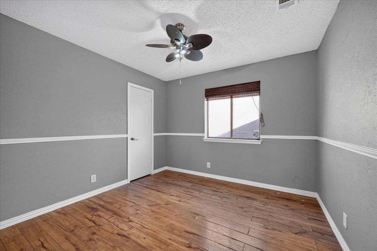 10215 Missel Thrush Dr Property Photo 29