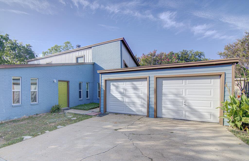 1807 Briar Hill Dr #a Property Photo 2