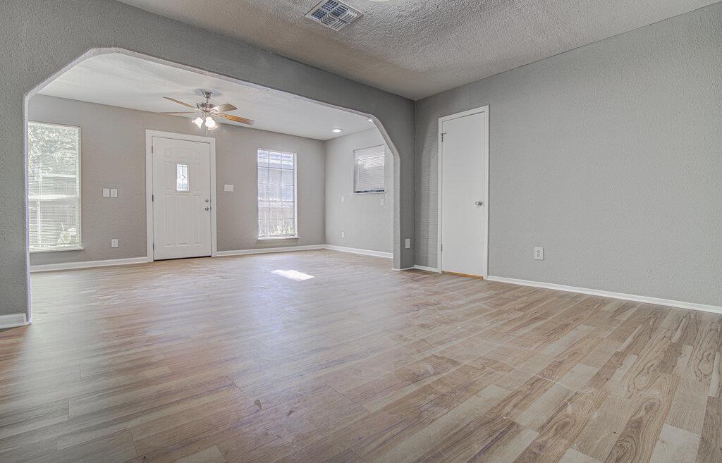 1807 Briar Hill Dr #a Property Photo 12