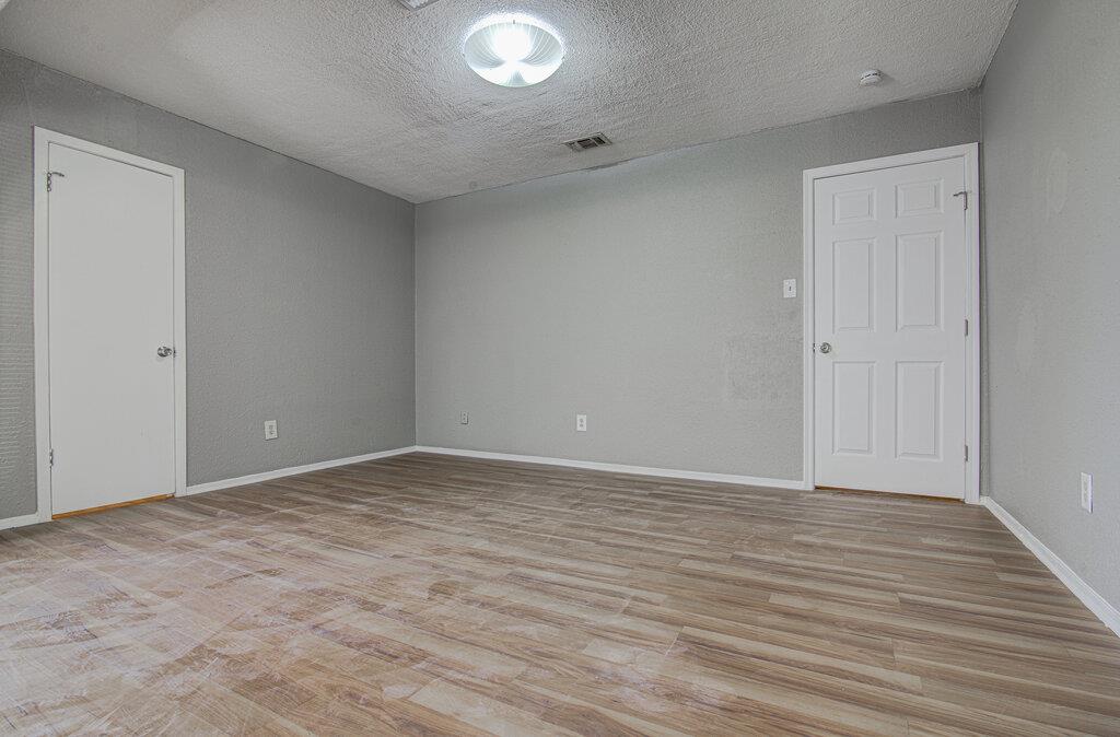 1807 Briar Hill Dr #a Property Photo 13