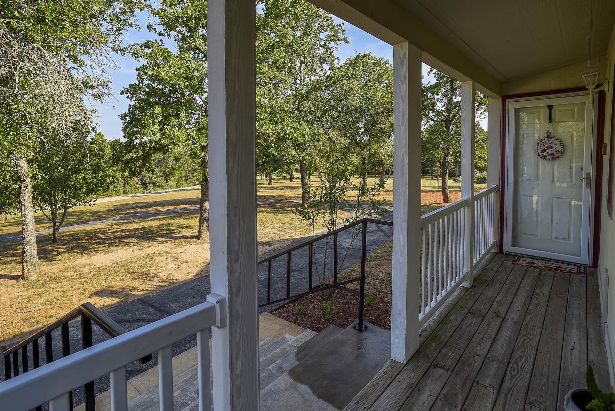 123 Split Oak Rd Property Photo 7