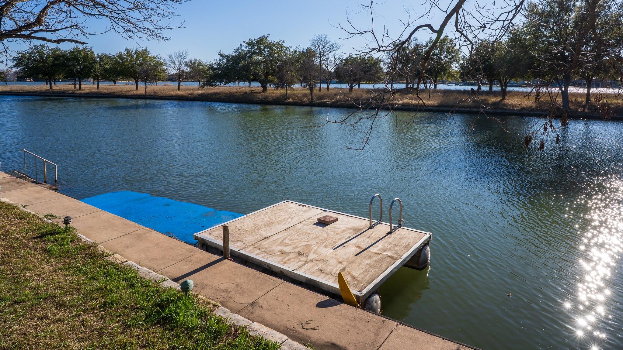 218 Princess Ter Property Photo