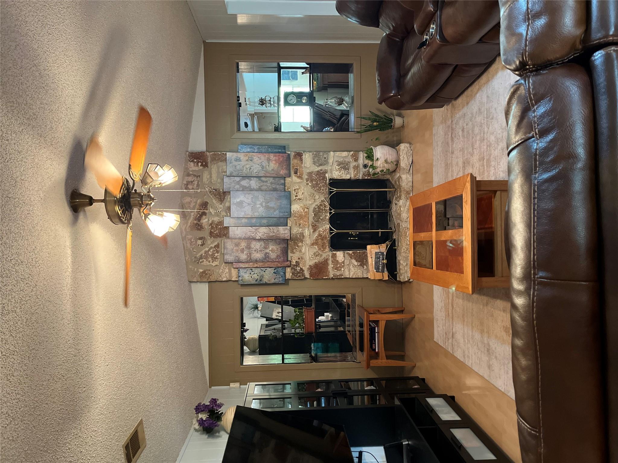 8604 Furness Dr Property Photo 8