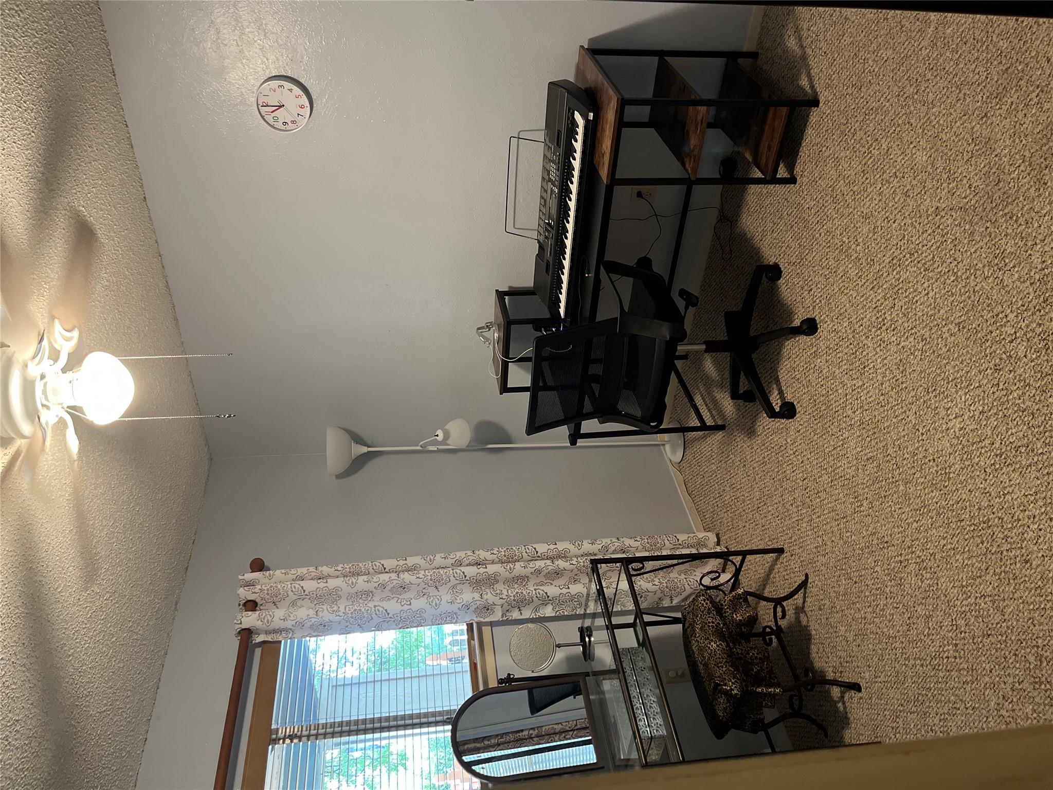 8604 Furness Dr Property Photo 10