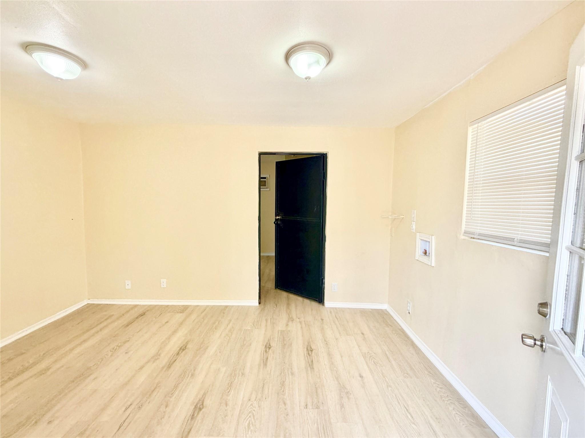 701 Victor St Property Photo 35