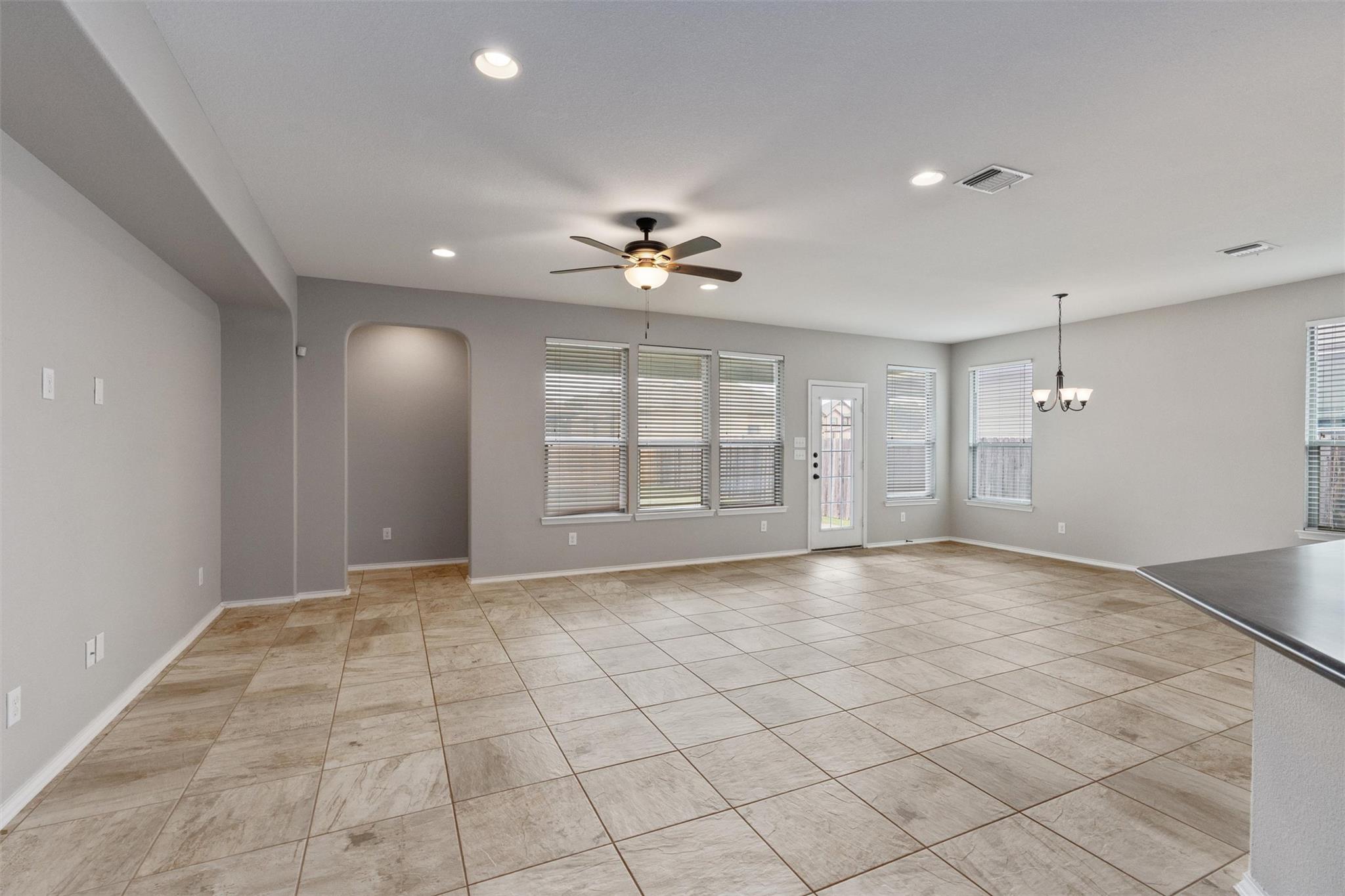 5848 Sardinia Dr Property Photo 2