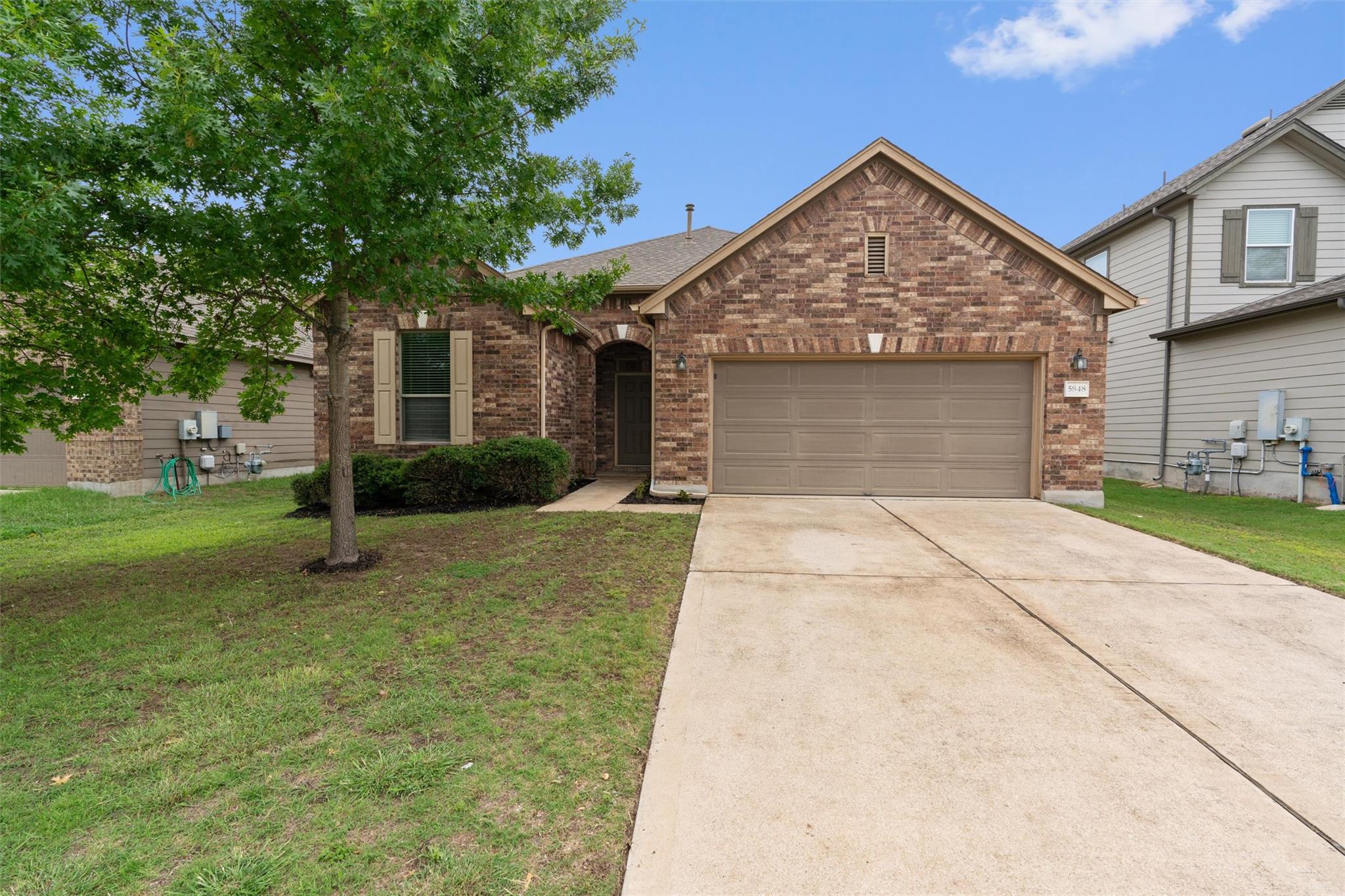 5848 Sardinia Dr Property Photo 5
