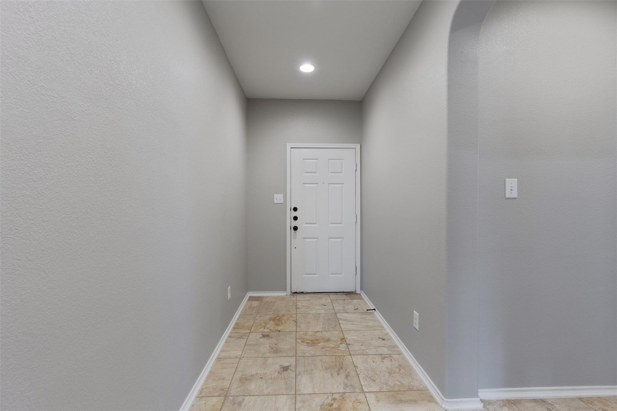 5848 Sardinia Dr Property Photo 6