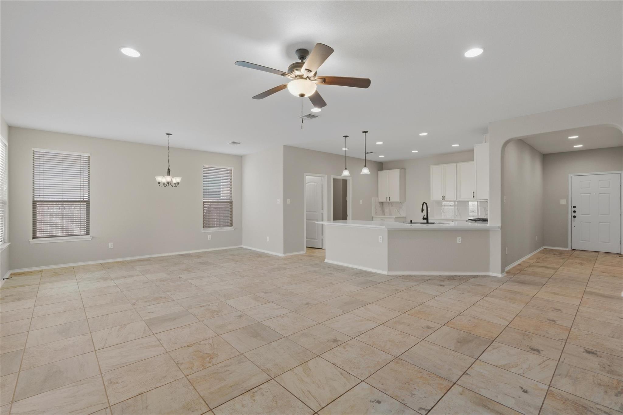 5848 Sardinia Dr Property Photo 8