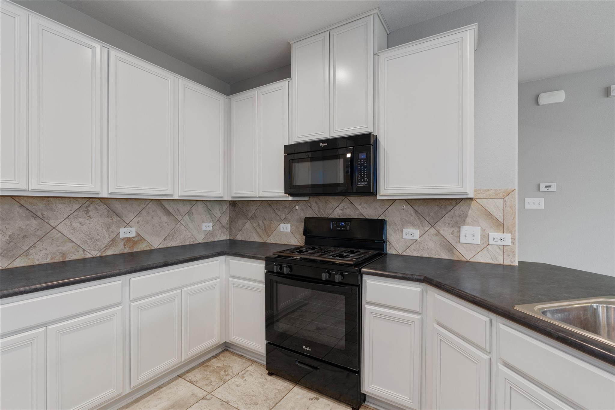5848 Sardinia Dr Property Photo 13