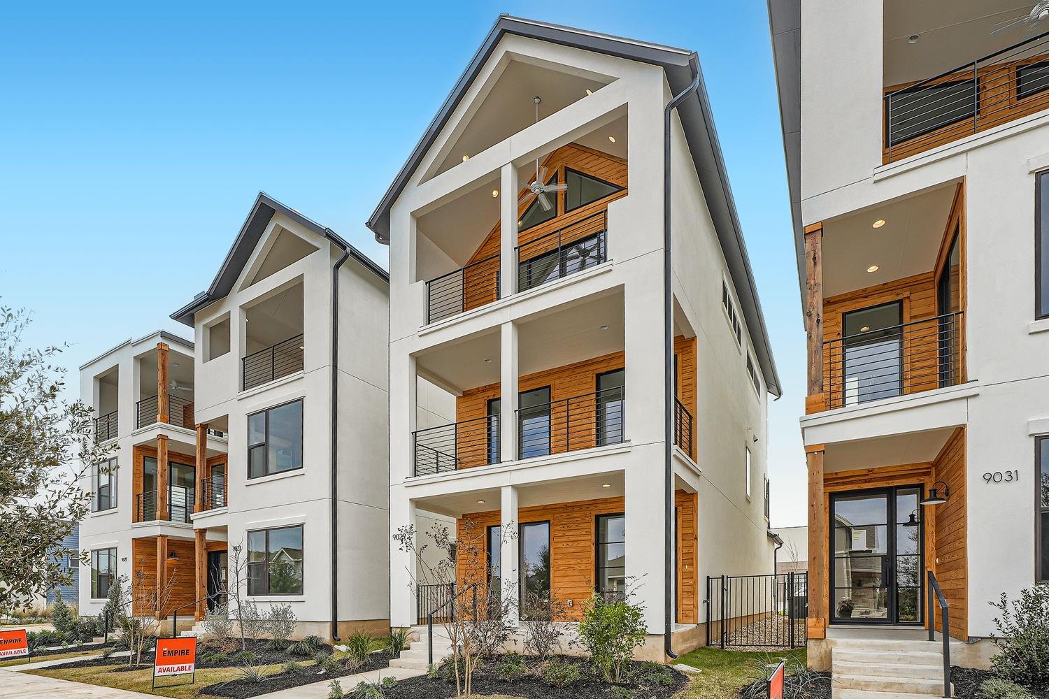 9029 Cattle Baron Path Property Photo 2