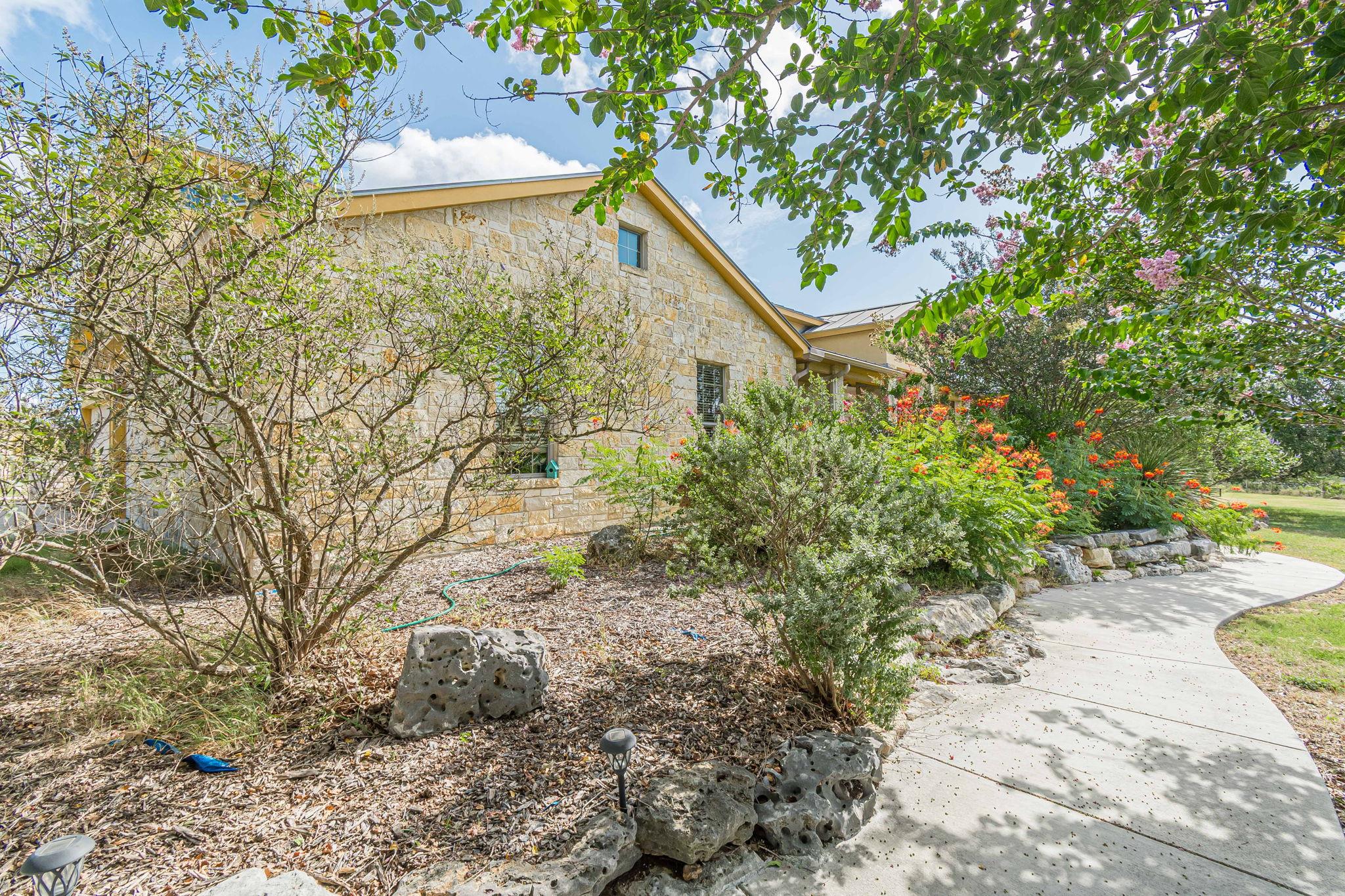 287 San Marcos Trl Property Photo 2