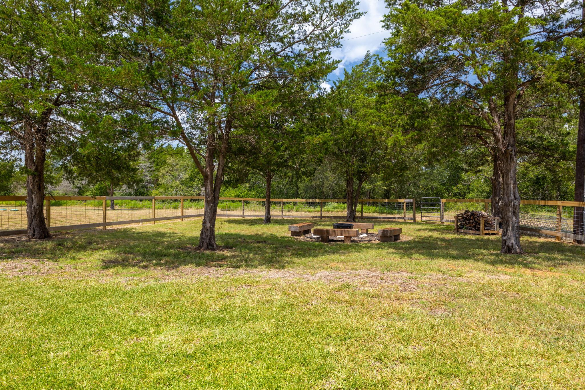 1215 Private Road 7039 None Property Photo 27