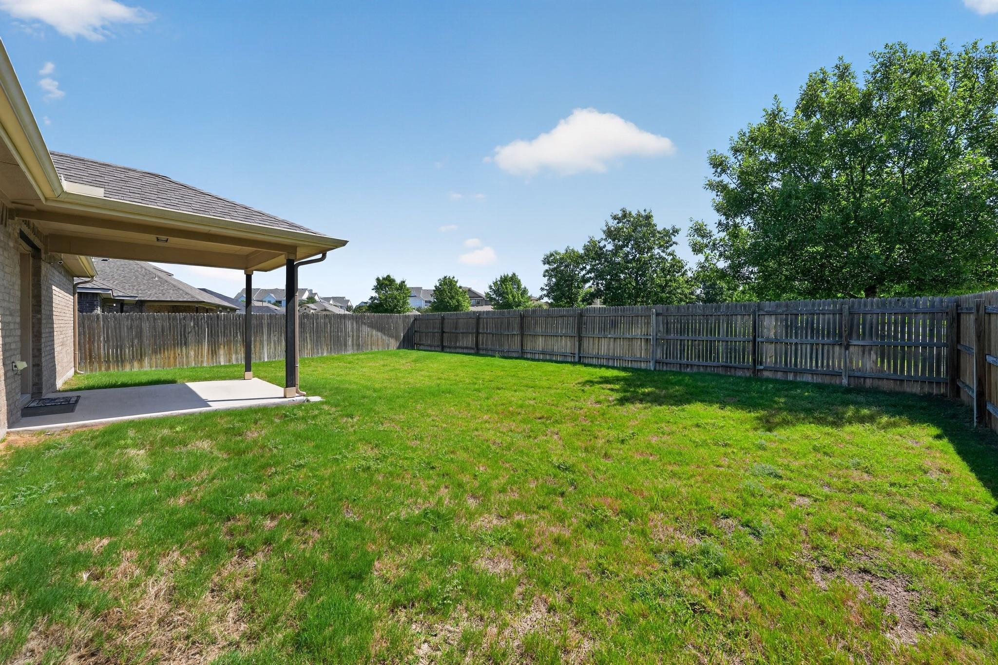 1919 Mexia Dr Property Photo 20