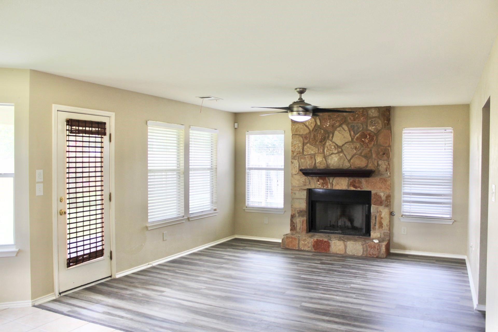 14704 La Llorona Ln Property Photo 8