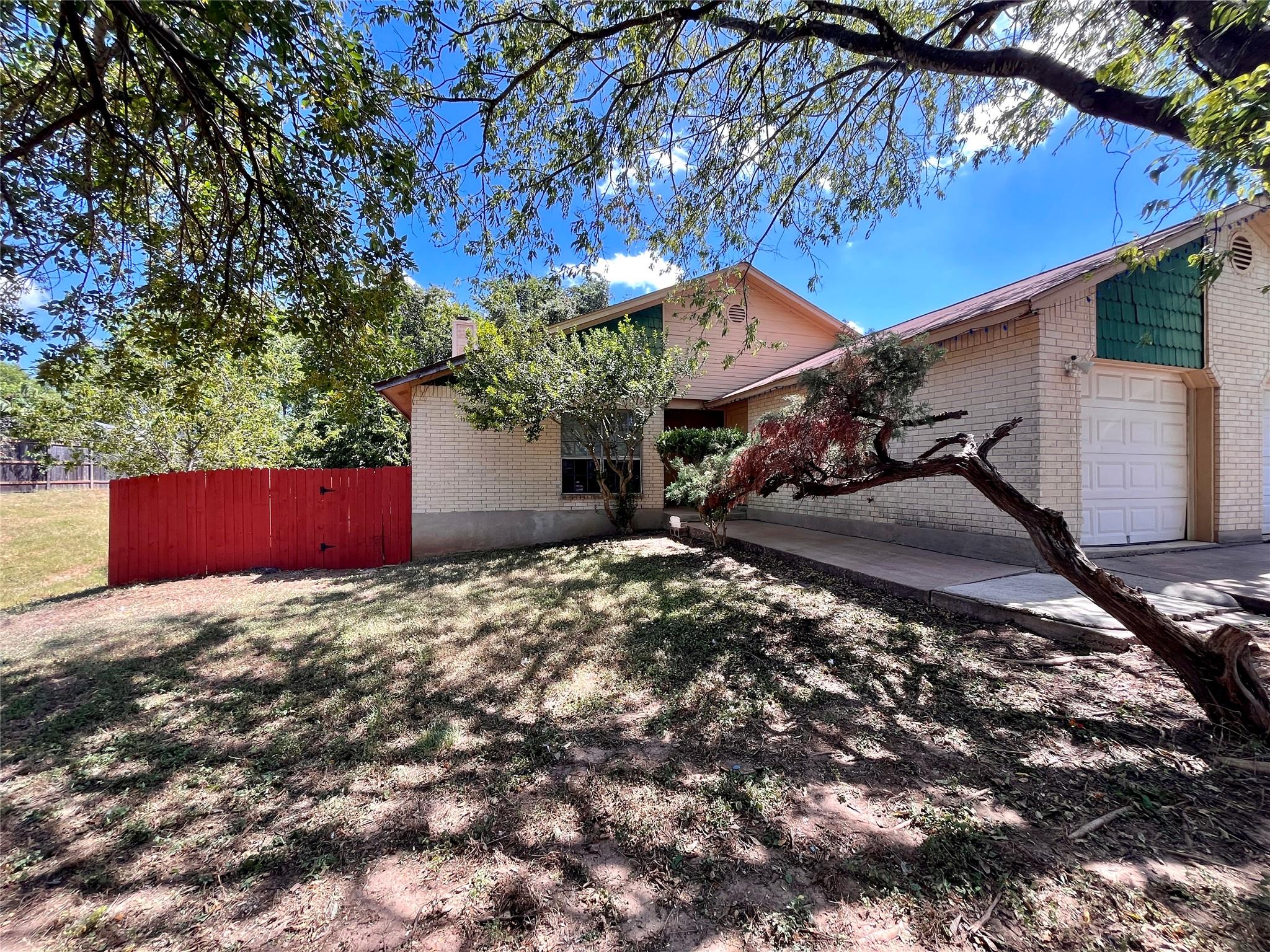 2802 Aftonshire Way #b Property Photo 1