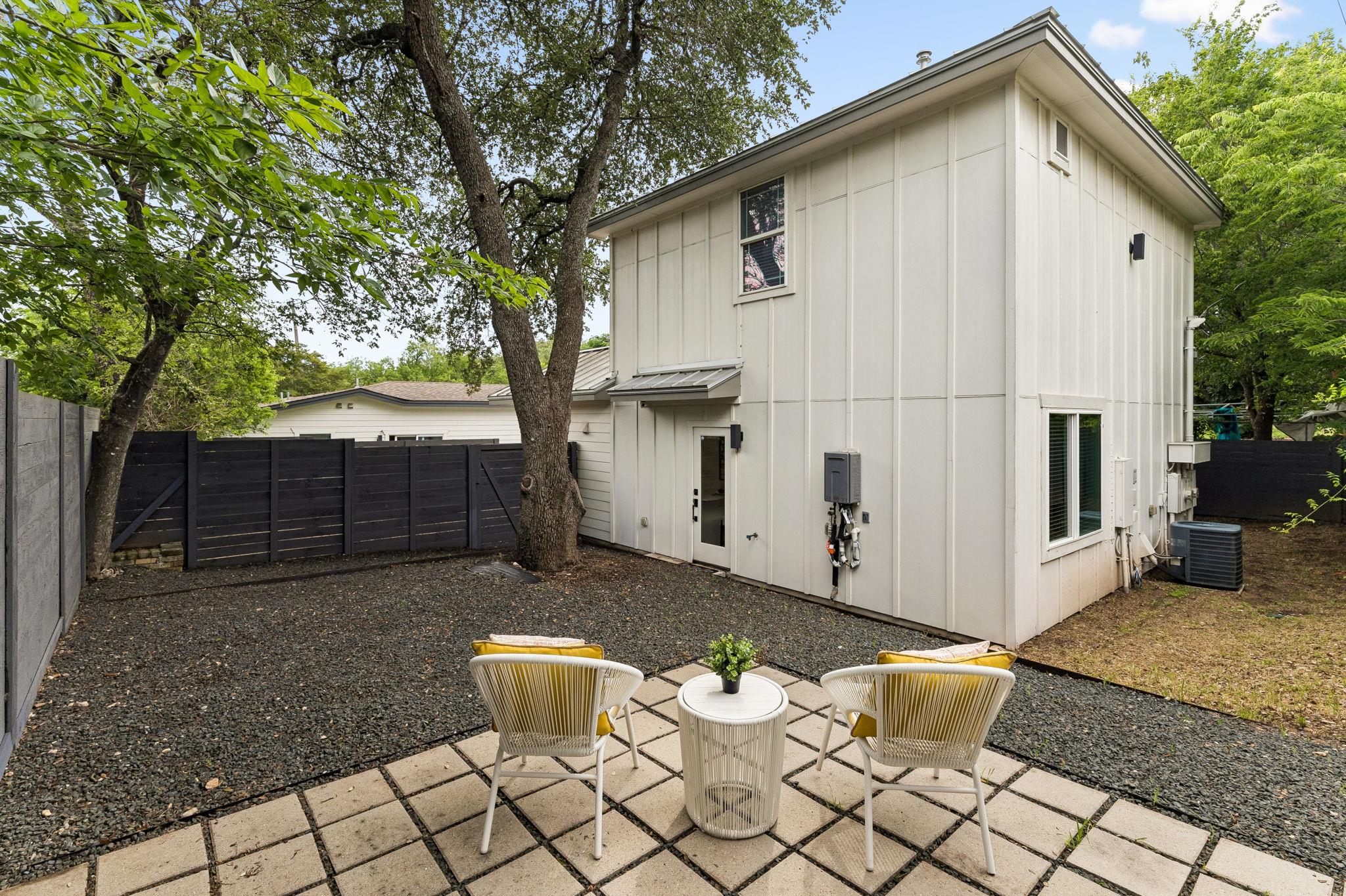806 Philco Dr #2 Property Photo 4