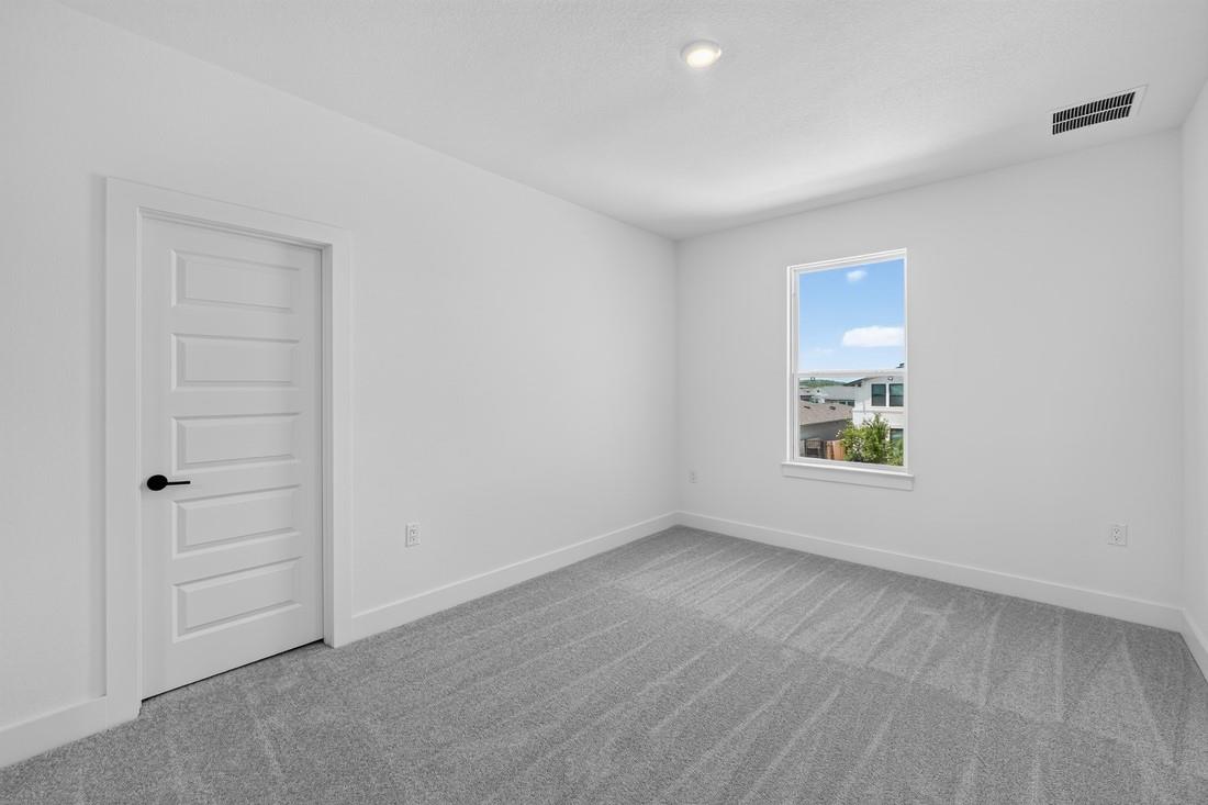 9213 The Ravine Way Property Photo 11