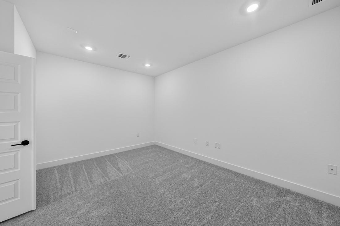 9213 The Ravine Way Property Photo 14