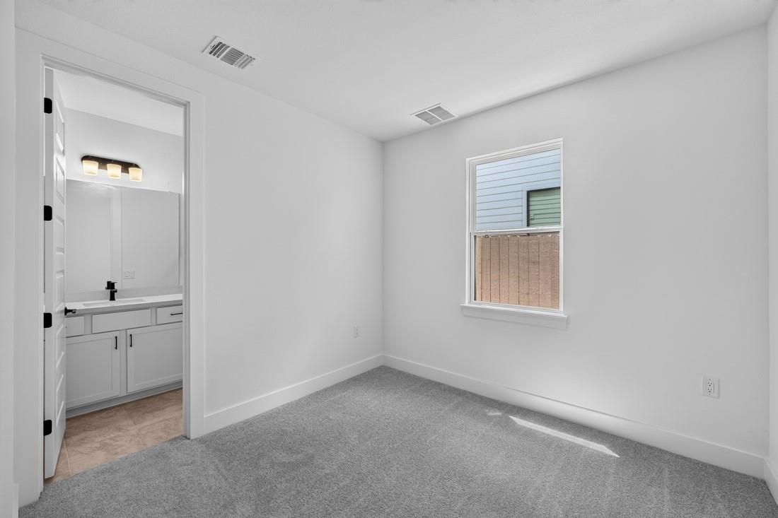 9213 The Ravine Way Property Photo 16