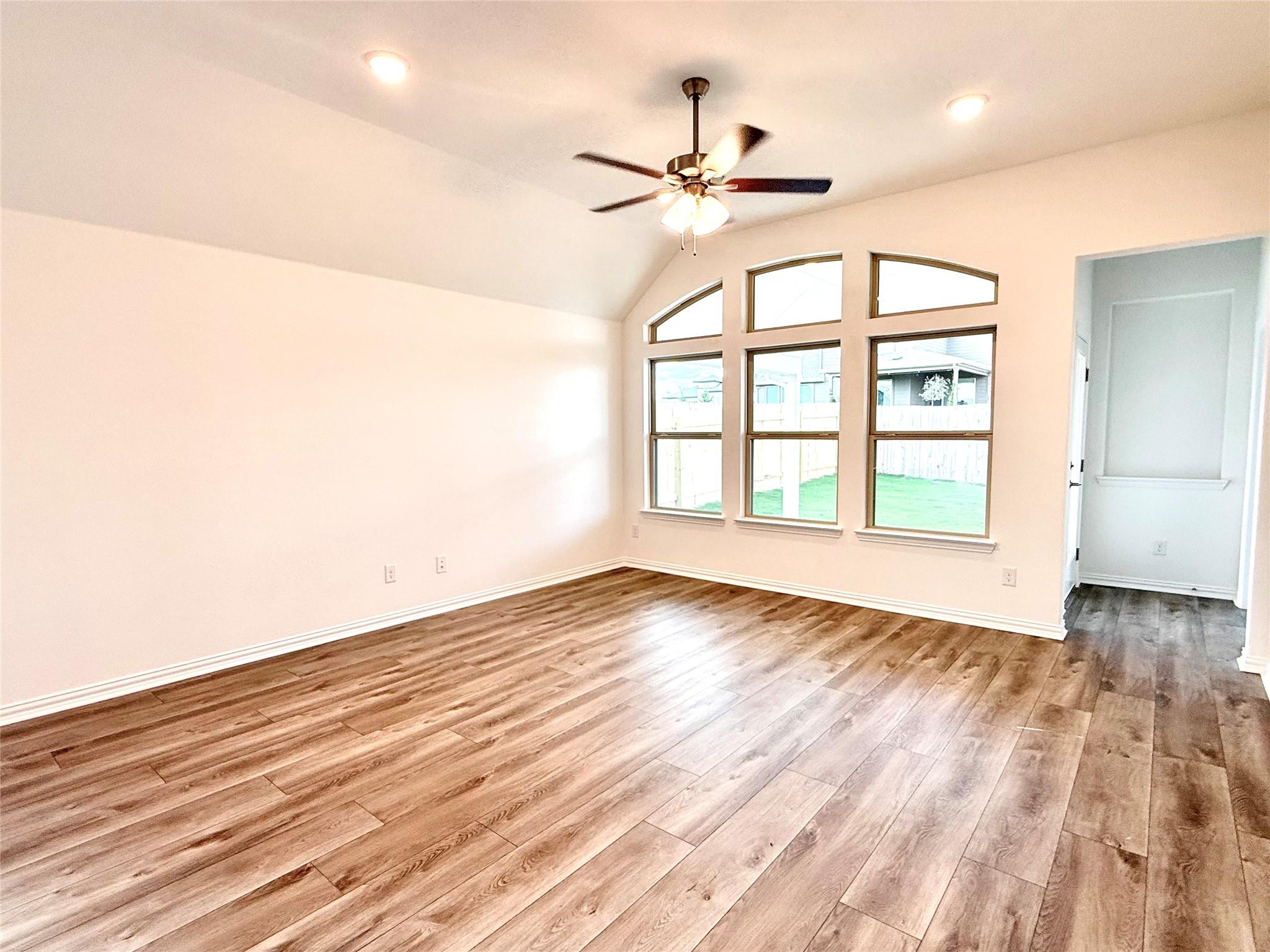 20424 Cassidy Ln Property Photo 4
