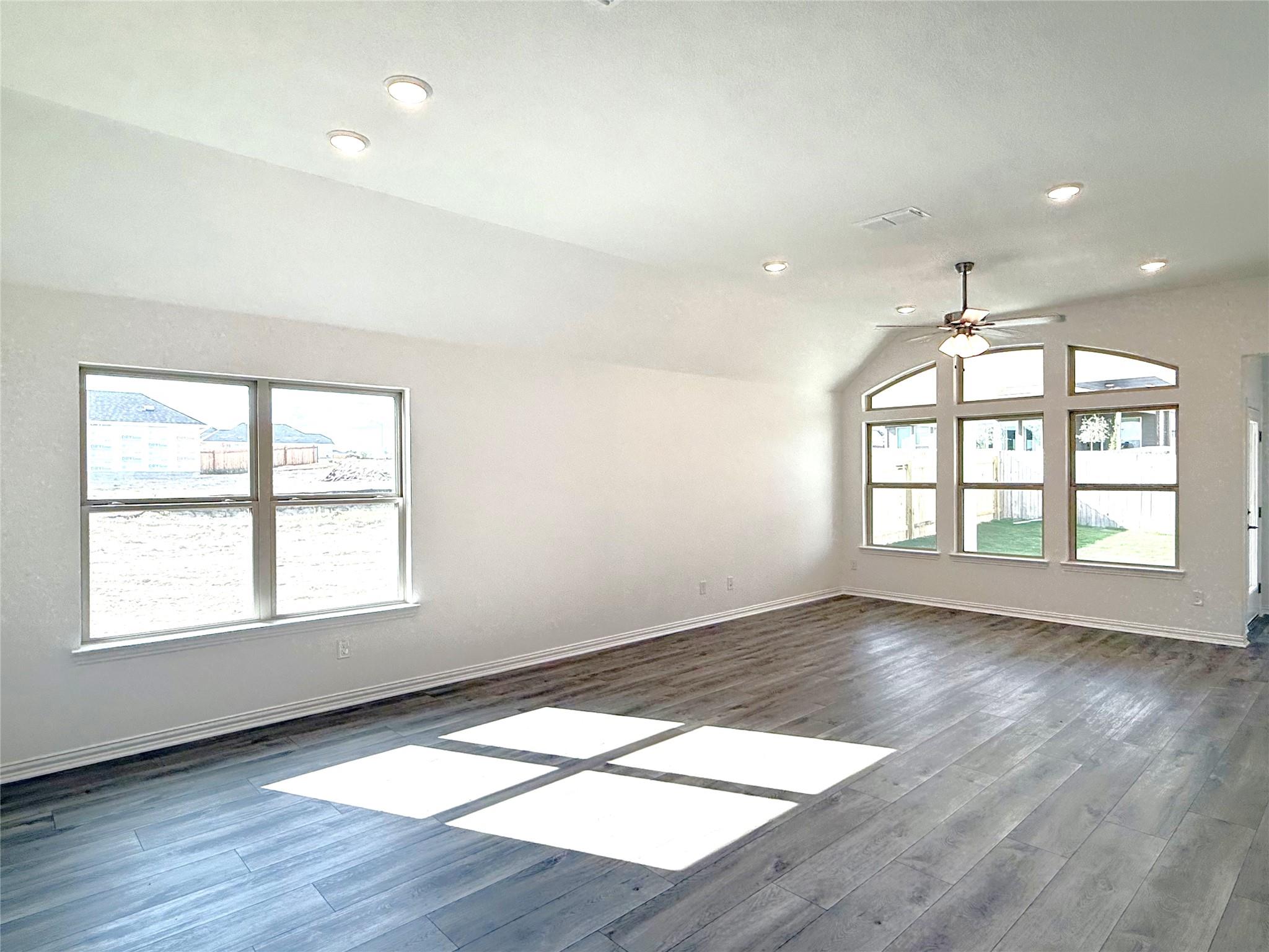 20424 Cassidy Ln Property Photo 5