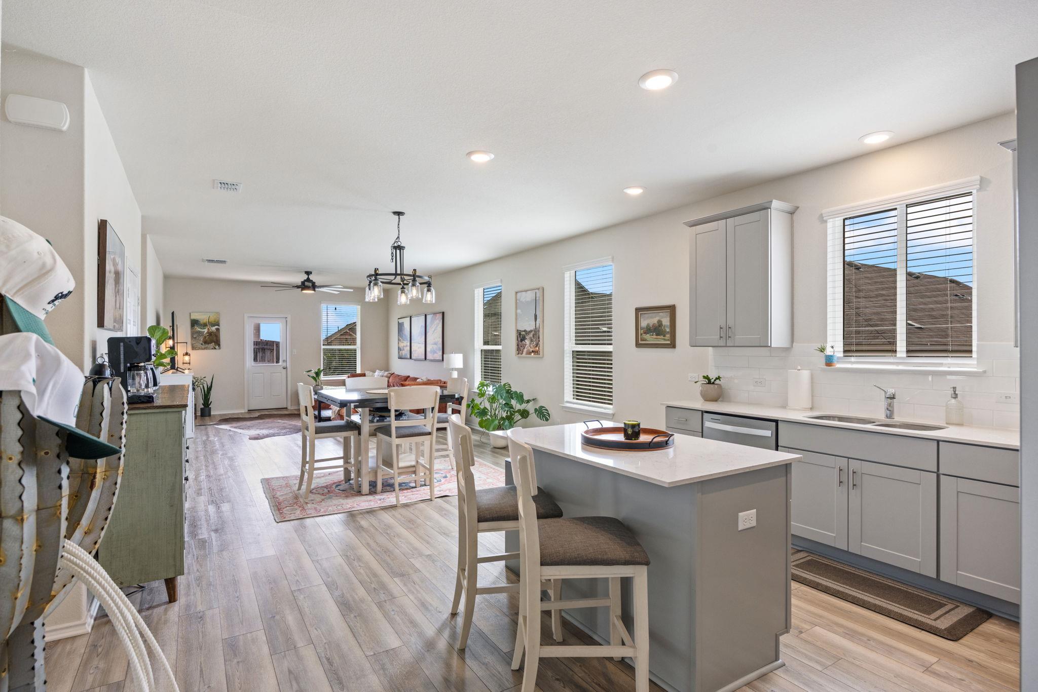 462 Tree Nut Loop Property Photo 3