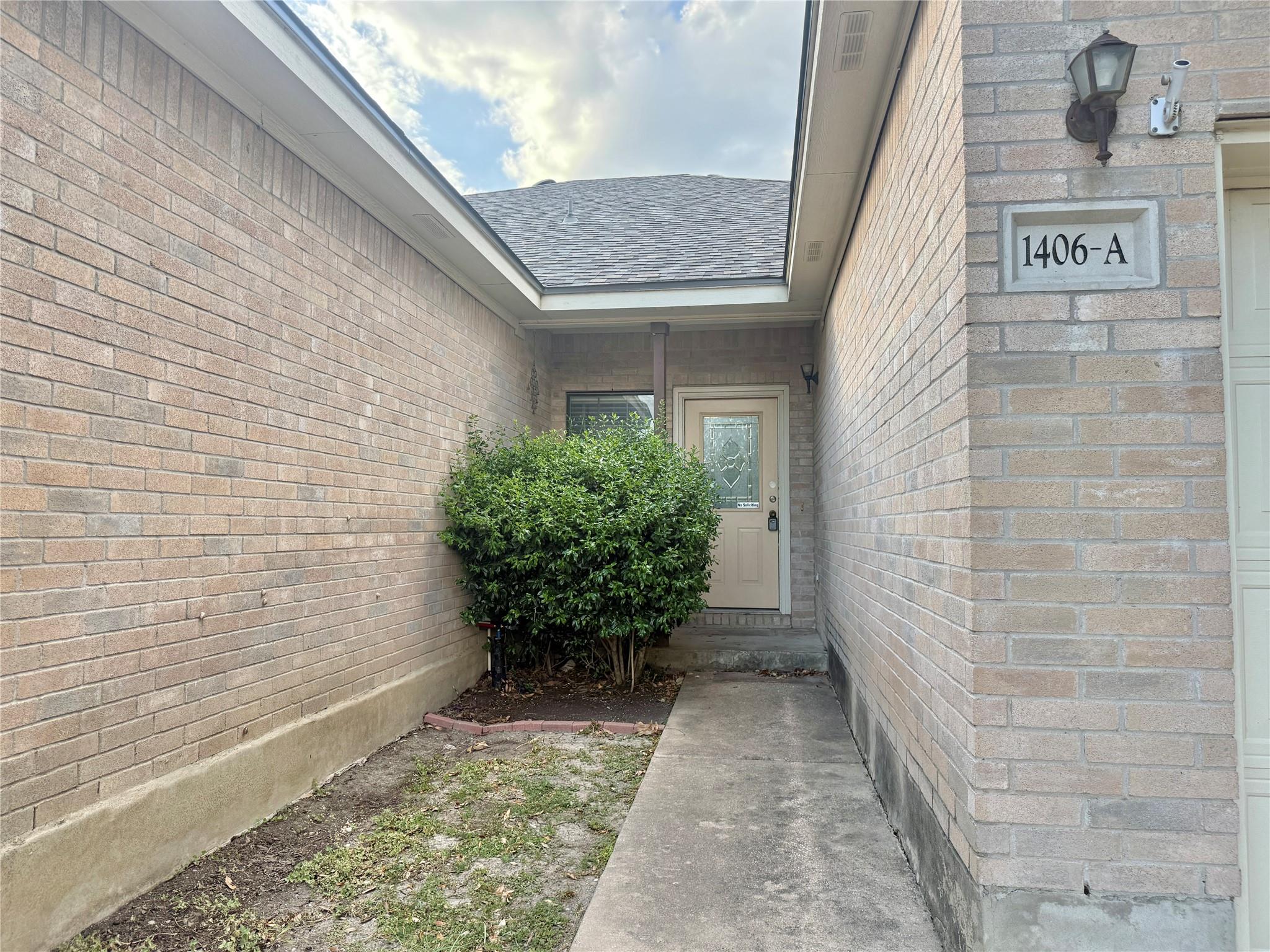 1406 Bergin Ct #a Property Photo 2