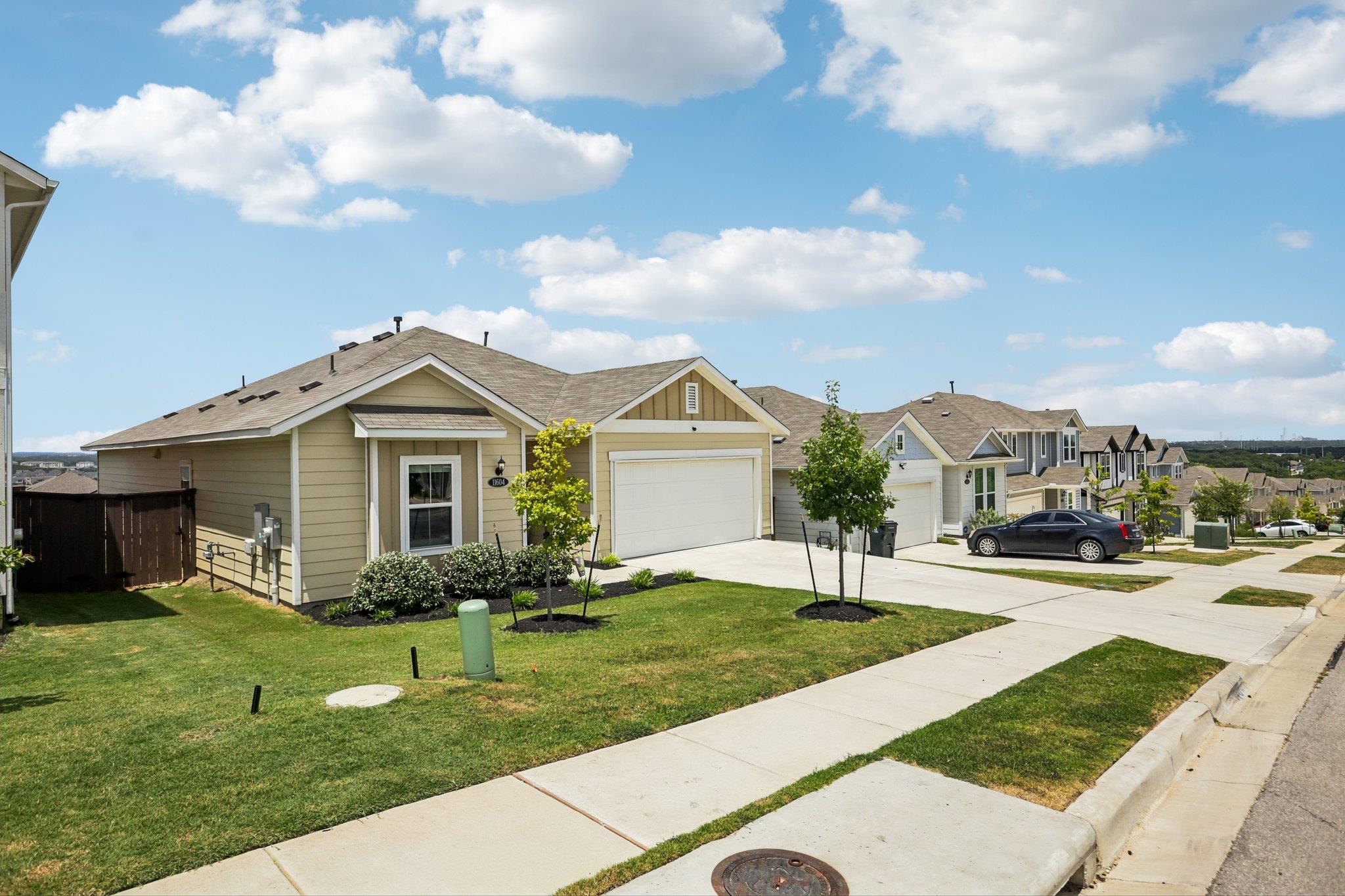 11604 Comano Dr Property Photo 2