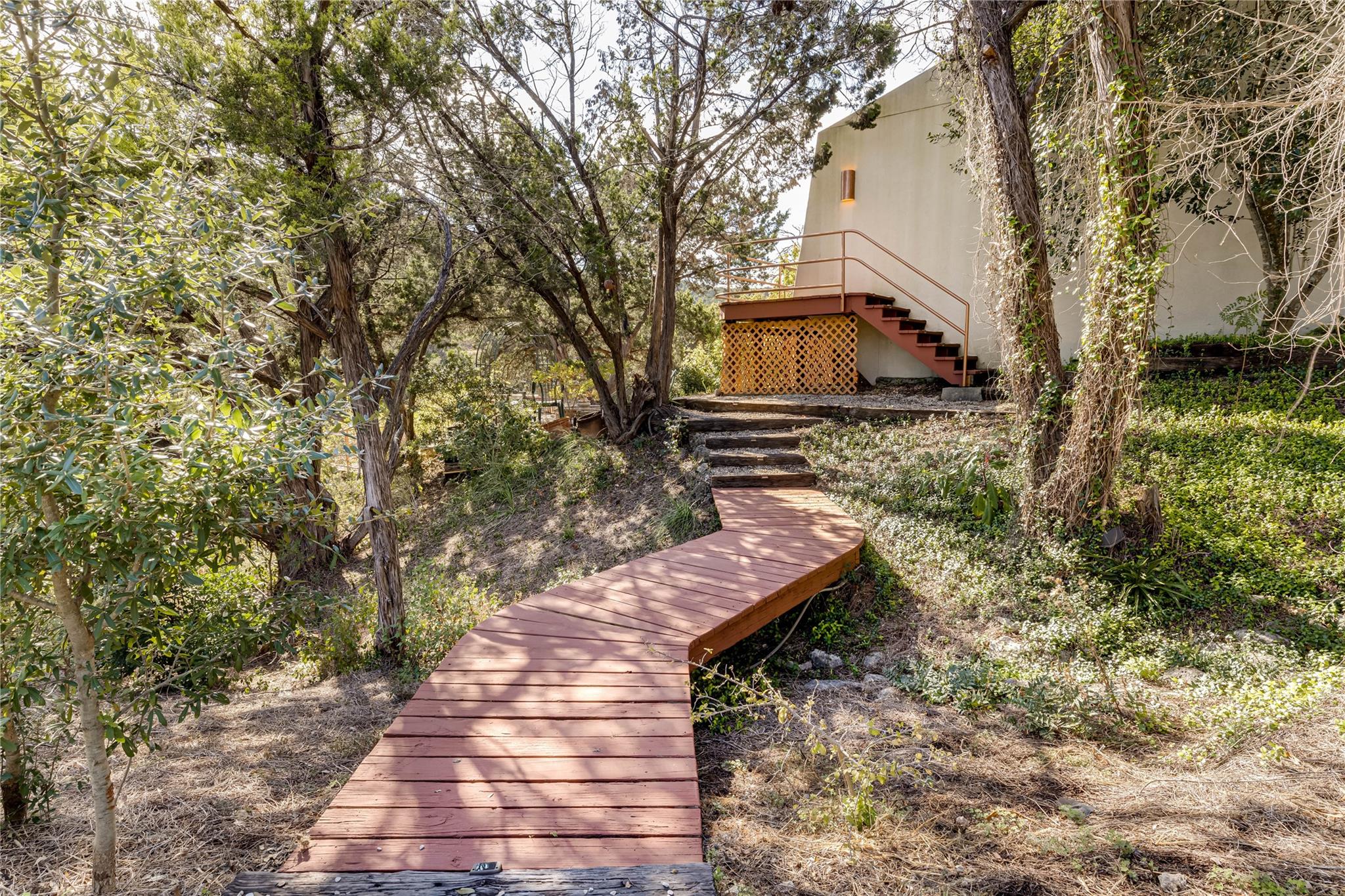 1078 Hillside Vw Property Photo 33