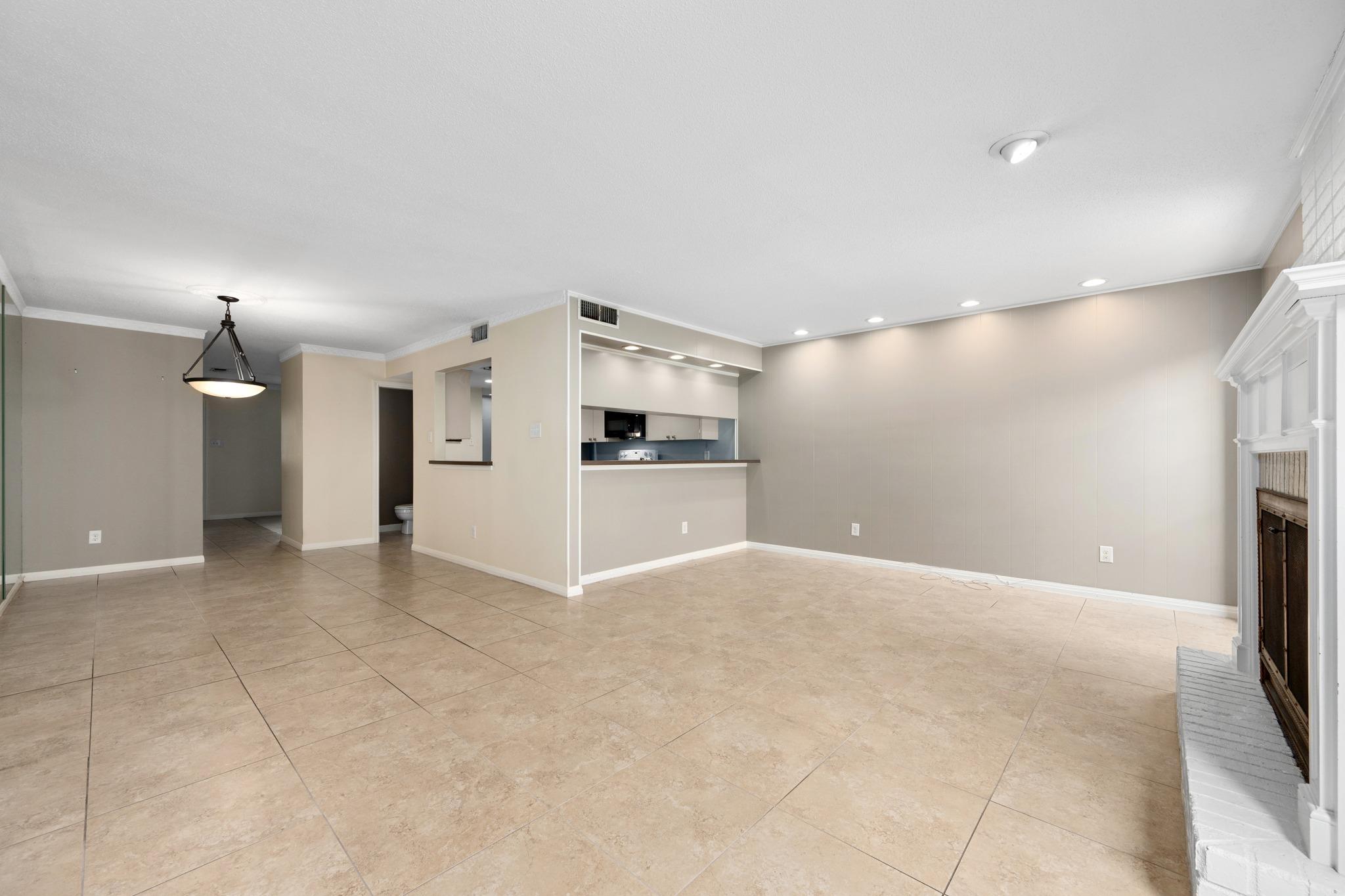 3978 Far West Blvd Property Photo 7