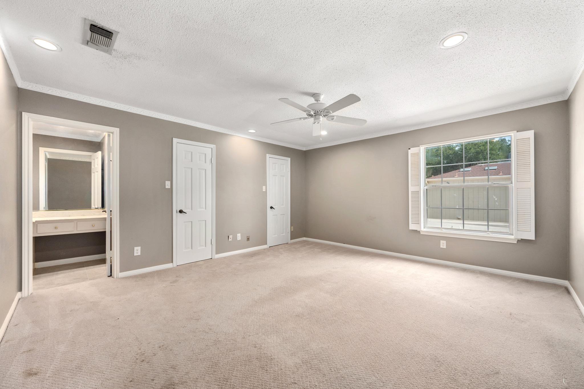 3978 Far West Blvd Property Photo 15