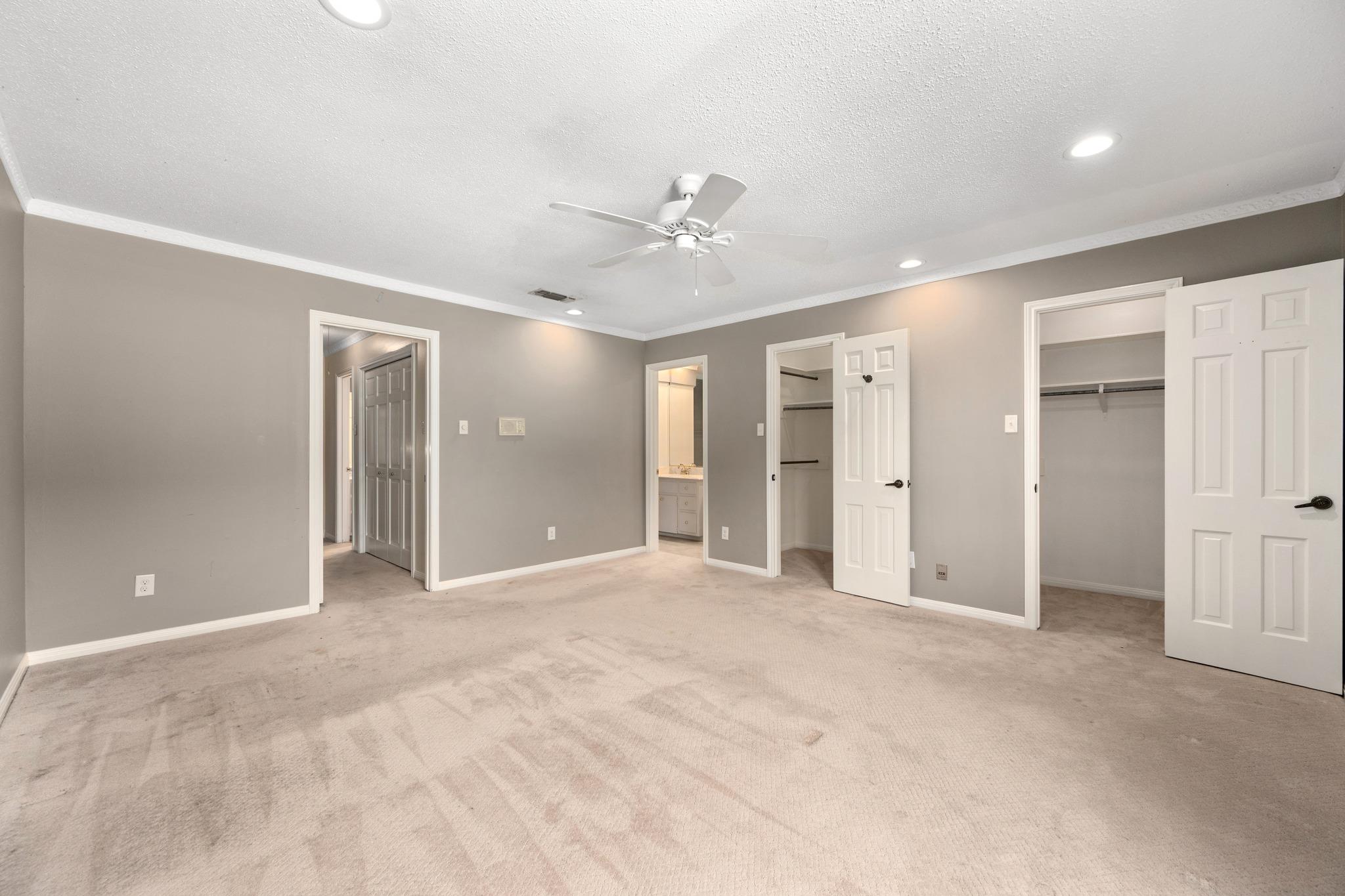 3978 Far West Blvd Property Photo 17